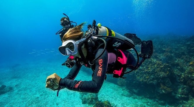 Dive Center