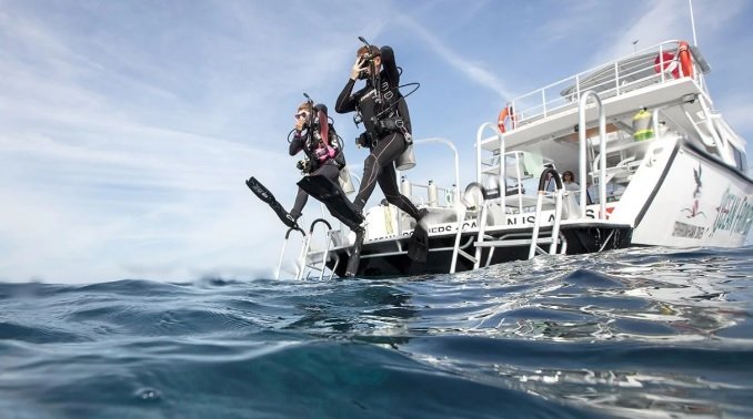 Dive Center